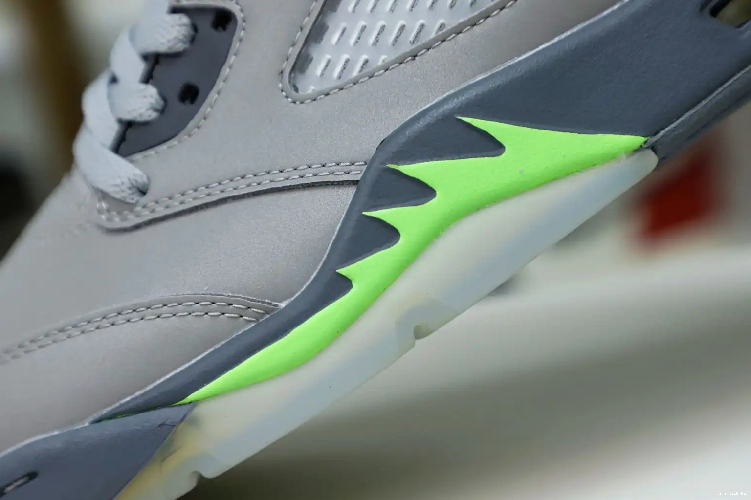 BEAN' 'GREEN JORDAN AIR Kimikick RETRO 5 2022 0808